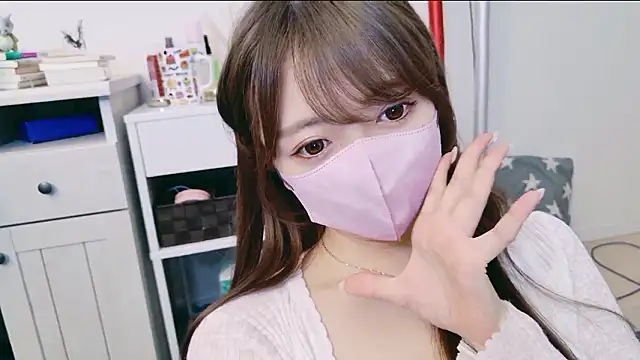 Snapshot of yuki-chi chatting on 19, 7, 2026 yuki-chi online show from 19, 7, 2026