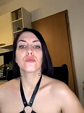 Linalicious online show from 2, 12, 2024