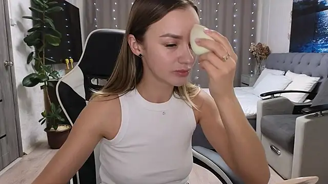 Strip-Lady online show from 19, 2, 2026