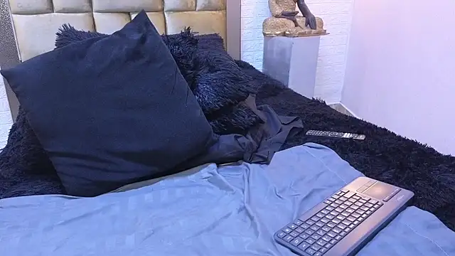 ximenawilliamss online show from 2, 3, 2025