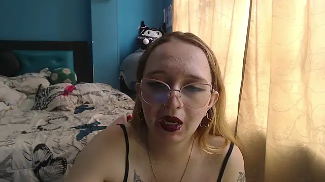 Liaroberts1 online show from 14, 3, 2025