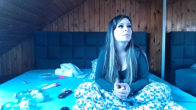 BoeseMoni1998 online show from 9, 3, 2025