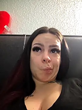 BoeseMoni1998 online show from 18, 4, 2026