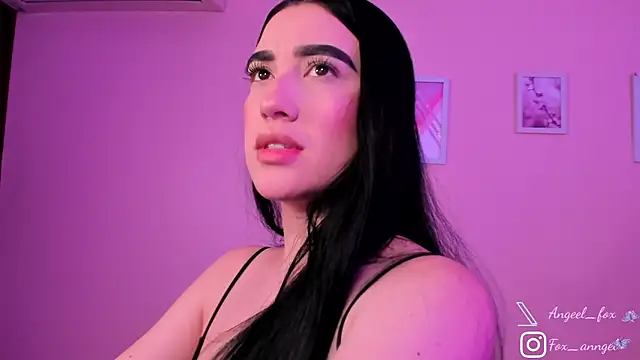 angeel fox online show from 9, 4, 2026