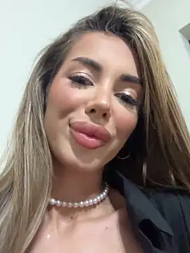 ArianaArianna online show from 11, 9, 2025