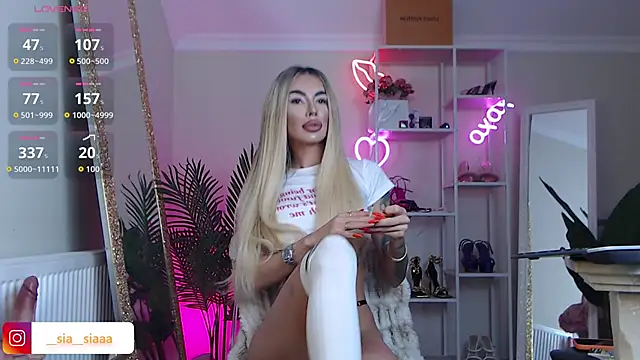 Snapshot of ArianaArianna chatting on 6, 3, 2026 ArianaArianna online show from 6, 3, 2026