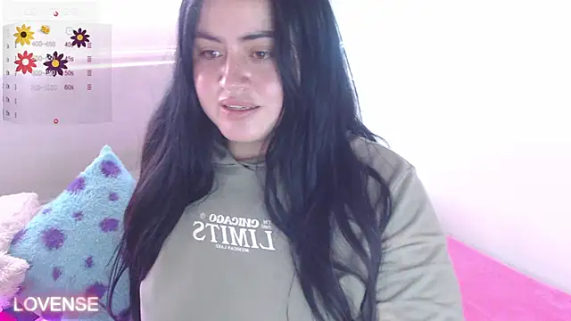 Snapshot of PamelaDoouce chatting on 11, 12, 2024 PamelaDoouce online show from 11, 12, 2024