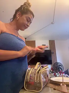 JoannaStanford online show from 24, 10, 2025