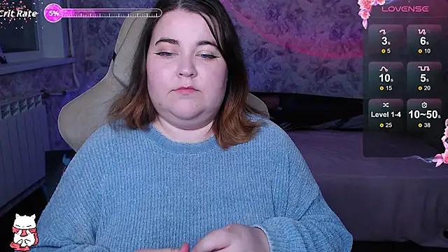 Estelle Hicks online show from 8, 9, 2025