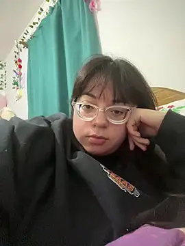 Snapshot of indiegirl666 chatting on 1, 2, 2026 indiegirl666 online show from 1, 2, 2026