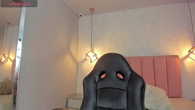 Snapshot of SUNNYCYRUS chatting on 11, 2, 2026 SUNNYCYRUS online show from 11, 2, 2026