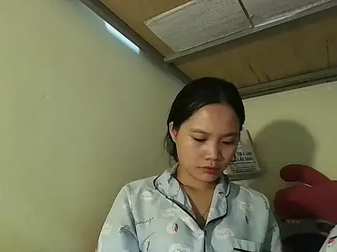 Snapshot of Be-MyMy chatting on 27, 10, 2025 Be-MyMy online show from 27, 10, 2025