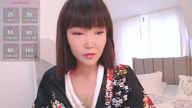 Snapshot of TumiLio chatting on 7, 12, 2024 TumiLio online show from 7, 12, 2024