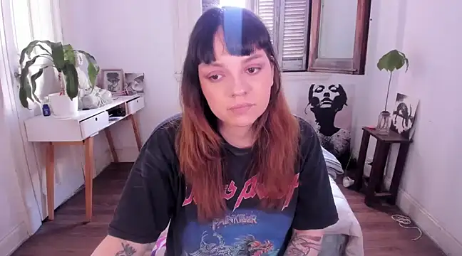 sophia goth online show from 13, 2, 2025