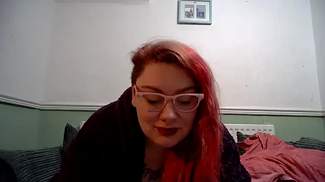 Bustycurves online show from 8, 2, 2025