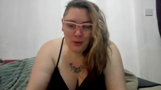 Bustycurves online show from 15, 1, 2026