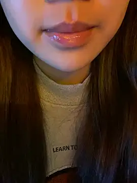 minmin2kk5 online show from 5, 3, 2026