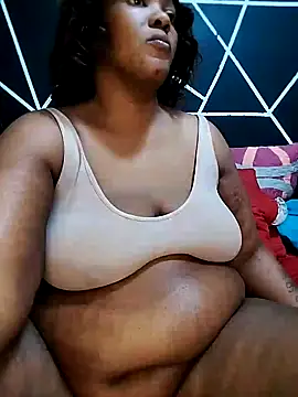 YummyChocolatexx2 online show from 28, 6, 2026