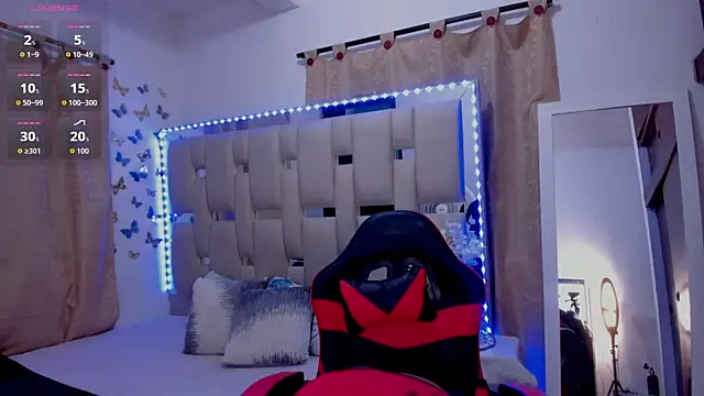 BrianaRichardson1414 online show from 18, 10, 2025