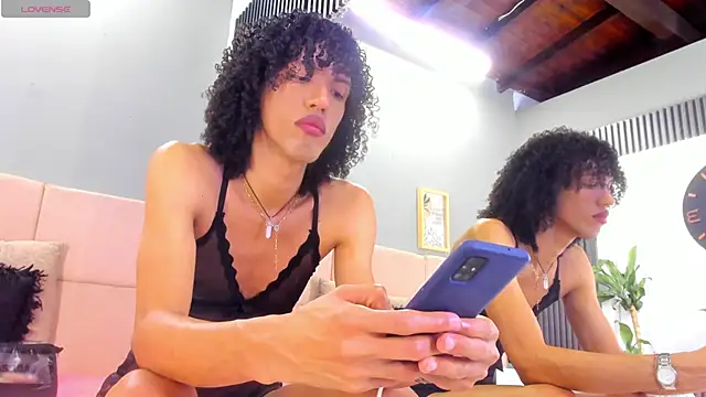 Camille Cedrik online show from 5, 3, 2025