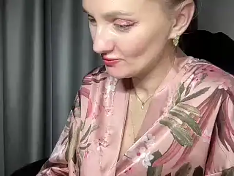 Viola sweet online show from 3, 2, 2025