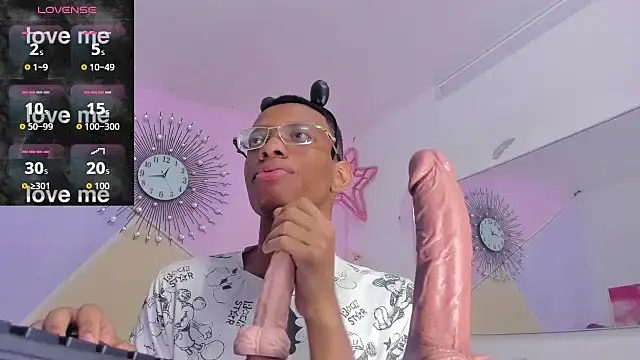 Tiffany Valentine15 online show from 18, 11, 2025