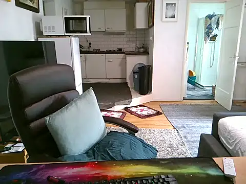 mihaimichael online show from 9, 9, 2025