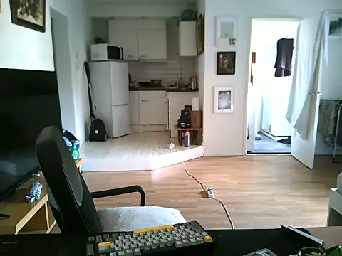 Snapshot of mihaimichael chatting on 13, 7, 2026 mihaimichael online show from 13, 7, 2026