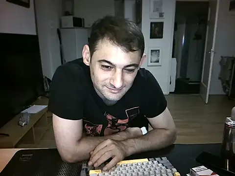 Snapshot of mihaimichael chatting on 14, 7, 2026 mihaimichael online show from 14, 7, 2026