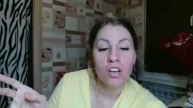 Snapshot of TherestlessKitty chatting on 22, 2, 2026 TherestlessKitty online show from 22, 2, 2026
