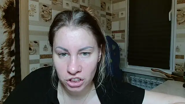 Snapshot of TherestlessKitty chatting on 21, 5, 2026 TherestlessKitty online show from 21, 5, 2026