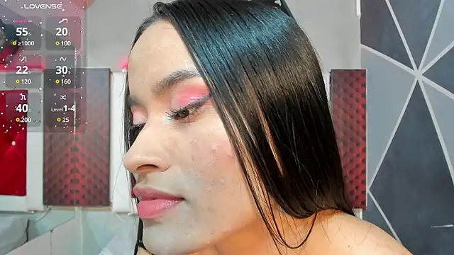 Karoll014 online show from 13, 2, 2025