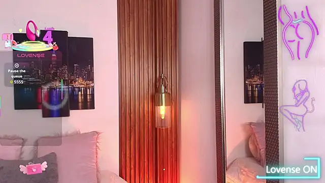 Tayzon Foxxx online show from 14, 9, 2025