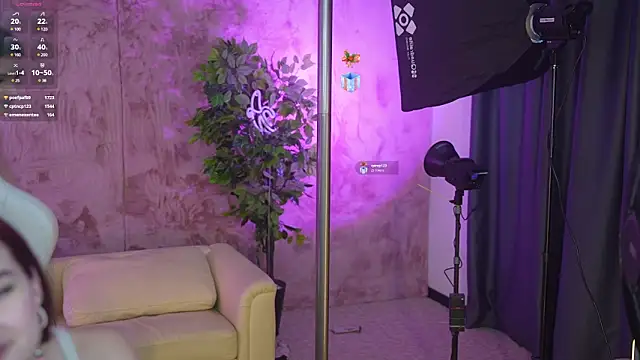 Britney054 online show from 1, 3, 2025