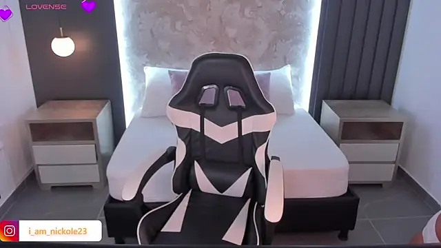 nicky peyton online show from 26, 10, 2025