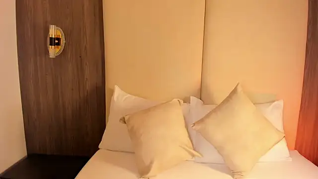 nicky peyton online show from 25, 2, 2026