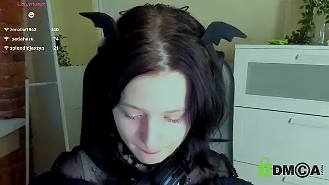 Alina Mills online show from 26, 2, 2025