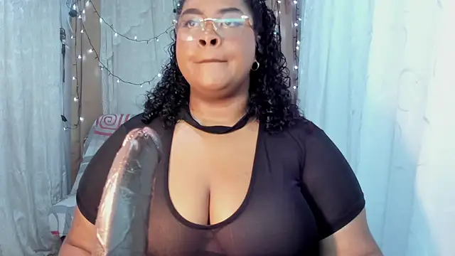 Snapshot of Ana_off_alana chatting on 25, 6, 2026 Ana off alana online show from 25, 6, 2026