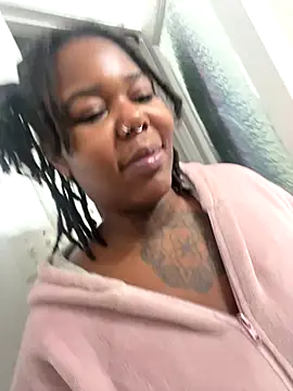 Goddess Nafeesha online show from 15, 12, 2025