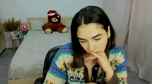 Snapshot of Alexa_Dolly12 chatting on 18, 12, 2024 Alexa Dolly12 online show from 18, 12, 2024