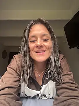 Alice milf  online show from 18, 10, 2025