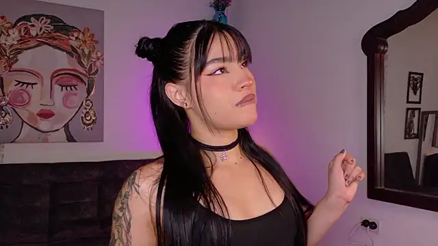 Snapshot of melody_cute10 chatting on 5, 3, 2026 melody cute10 online show from 5, 3, 2026