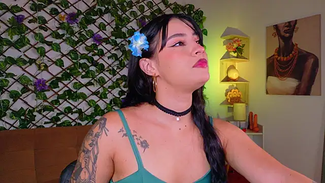 Snapshot of melody_cute10 chatting on 14, 4, 2026 melody cute10 online show from 14, 4, 2026