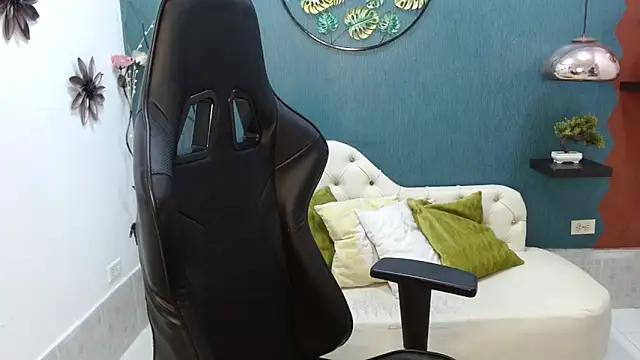 Melikasweetz online show from 11, 3, 2025