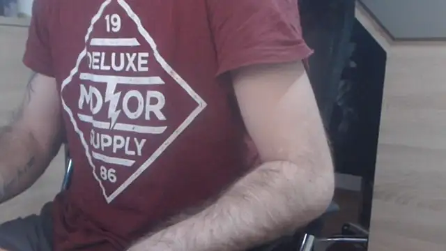 uncutguy01 online show from 16, 1, 2025