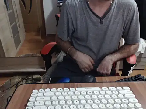 uncutguy01 online show from 12, 11, 2025