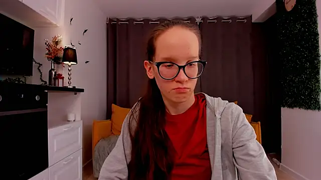 BettyBrowni online show from 16, 2, 2025