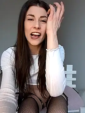 Aisha Moretti online show from 20, 2, 2026