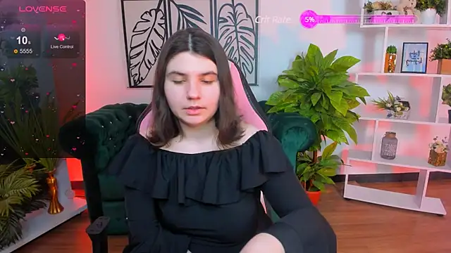 Viola  Shy online show from 13, 2, 2025