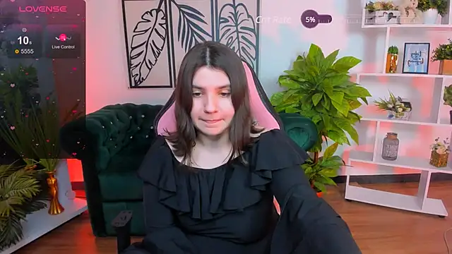 Viola  Shy online show from 14, 2, 2025